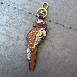 Leather Hugo Boss Orange bird keychain